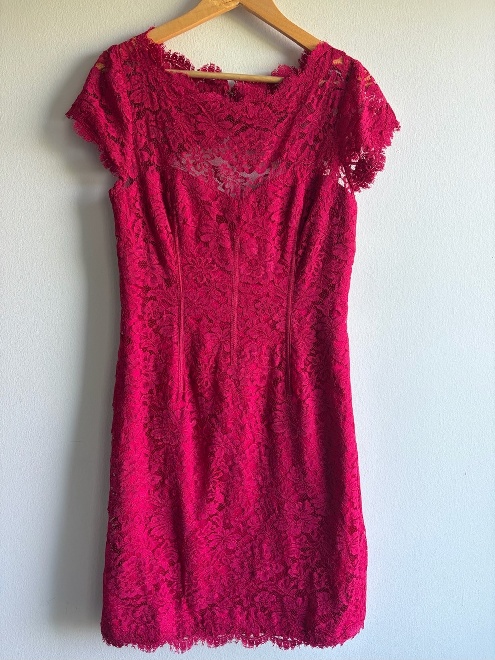 Monique Lhuillier Fuchsia Lace Midi Dress